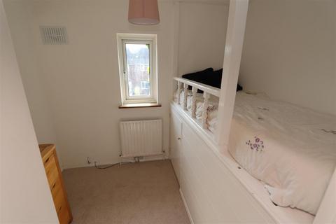 61 Wainwright Avenue, Hutton, Brentwood, CM13 2SZ