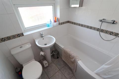 61 Wainwright Avenue, Hutton, Brentwood, CM13 2SZ