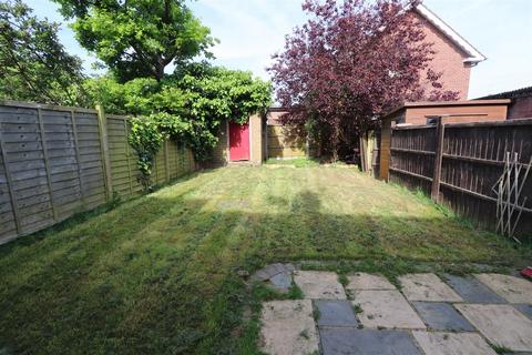 61 Wainwright Avenue, Hutton, Brentwood, CM13 2SZ
