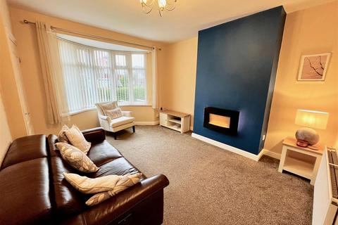 2 bedroom semi-detached house to rent, West Vallum, Newcastle Upon Tyne