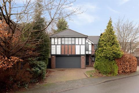 5 bedroom detached house to rent, Burnside, Hale Barns, Altrincham