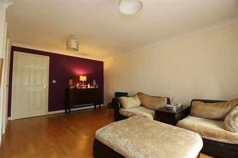 3 bedroom end of terrace house for sale, Stagshaw Close, Maidstone