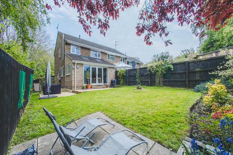 3 bedroom semi-detached house for sale, Bankside, Swindon SN1