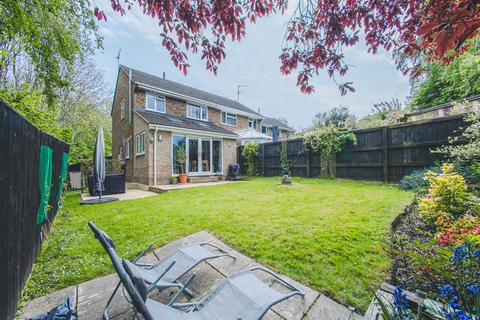 43 Bankside, Swindon, SN1 4JZ