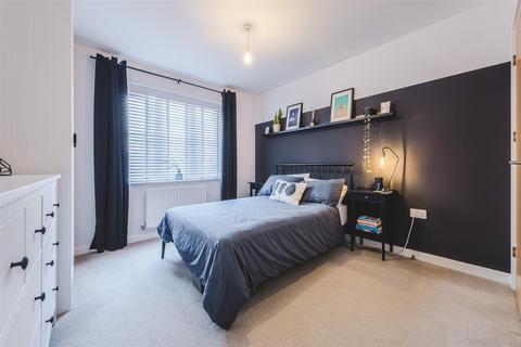 2 bedroom house for sale, William Morris Way, Swindon SN25