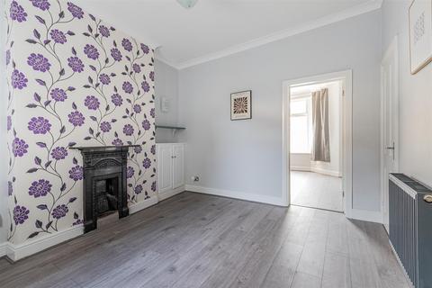 1 bedroom ground floor flat for sale, Llantrisant Street, Cardiff CF24