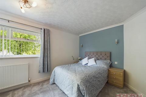 22 Aston Grove, Wrexham, LL12 7DF