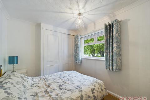 22 Aston Grove, Wrexham, LL12 7DF