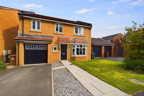 4 bedroom detached house for sale, Victoria Grove, Whitley Bay