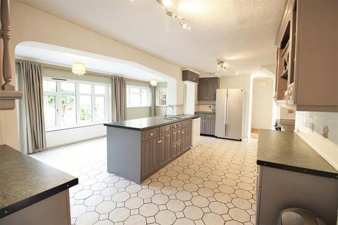 5 bedroom detached house to rent, Weston On Avon