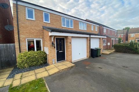 3 bedroom semi-detached house for sale, Saxonbury Way, Peterborough