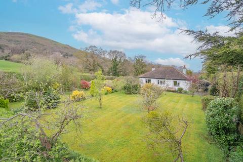 3 bedroom detached house for sale, Upper Welland Road, Upper Welland, Malvern Worcestershire, WR14 4JU