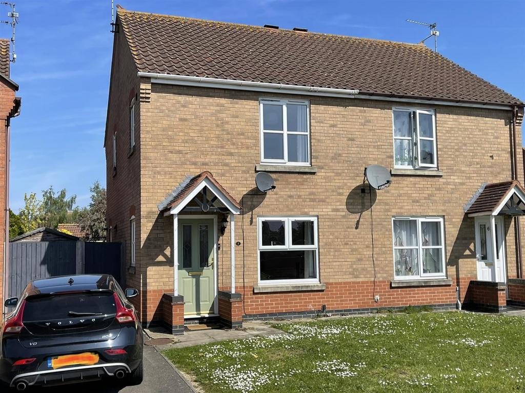 Shackleton Close, Spalding 3 bed semidetached house for sale £179,950