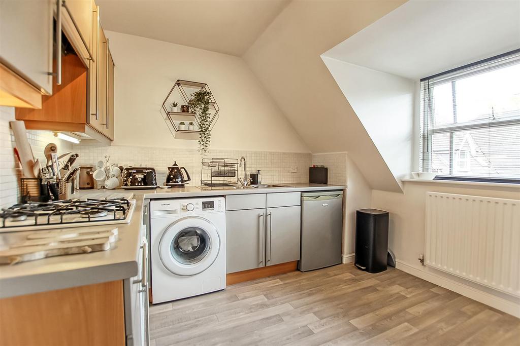 Abbey Springs, Darlington 2 bed apartment for sale £175,000