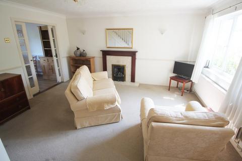 12 Holmes Close, Netley Abbey, Southampton, SO31 5QN