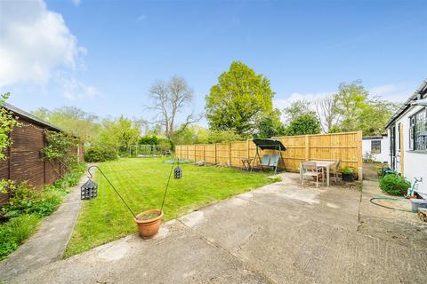 4 bedroom semi-detached house for sale, Littlefield Common, Guildford