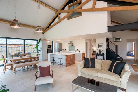 4 bedroom barn conversion for sale, Idlicote Estate Barns, Idlicote, Shipston-on-Stour