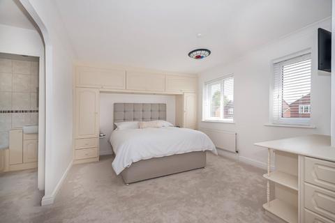 17 Ash Tree Drive, Leconfield, Beverley, HU17 7ND