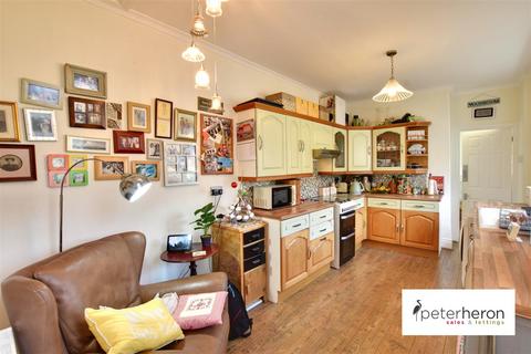 4 bedroom cottage for sale, Forster Street, Roker, Sunderland