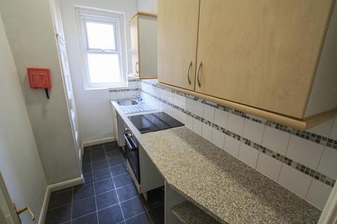 2 bedroom apartment to rent, London Road South, Lowestoft