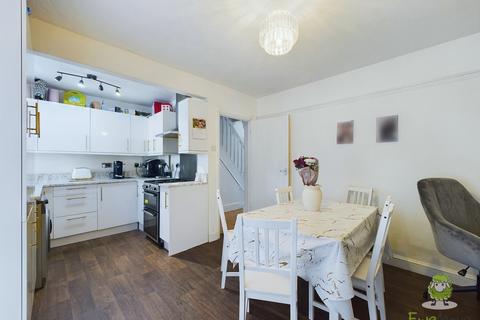 3 bedroom terraced house for sale, THE RIDGEWAY, GILLINGHAM, ME7