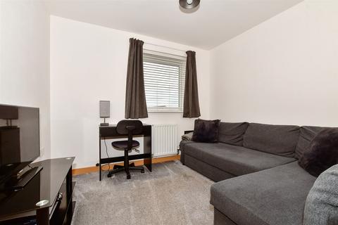 2 bedroom flat for sale, Olympia Way, Whitstable, Kent