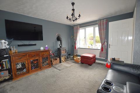 3 bedroom detached house for sale, Rochester Court, Bourne, PE10