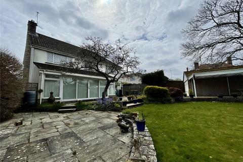 4 bedroom detached house to rent, Howard Road, Bournemouth, Dorset, BH8