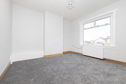 18 Leighton Crescent, Easthouses, Dalkeith, EH22 4DX