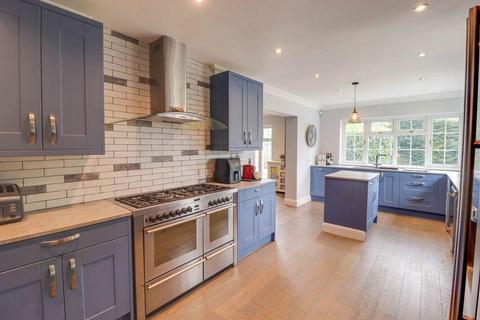 5 bedroom detached house for sale, Pine Grove, Weybridge, KT13