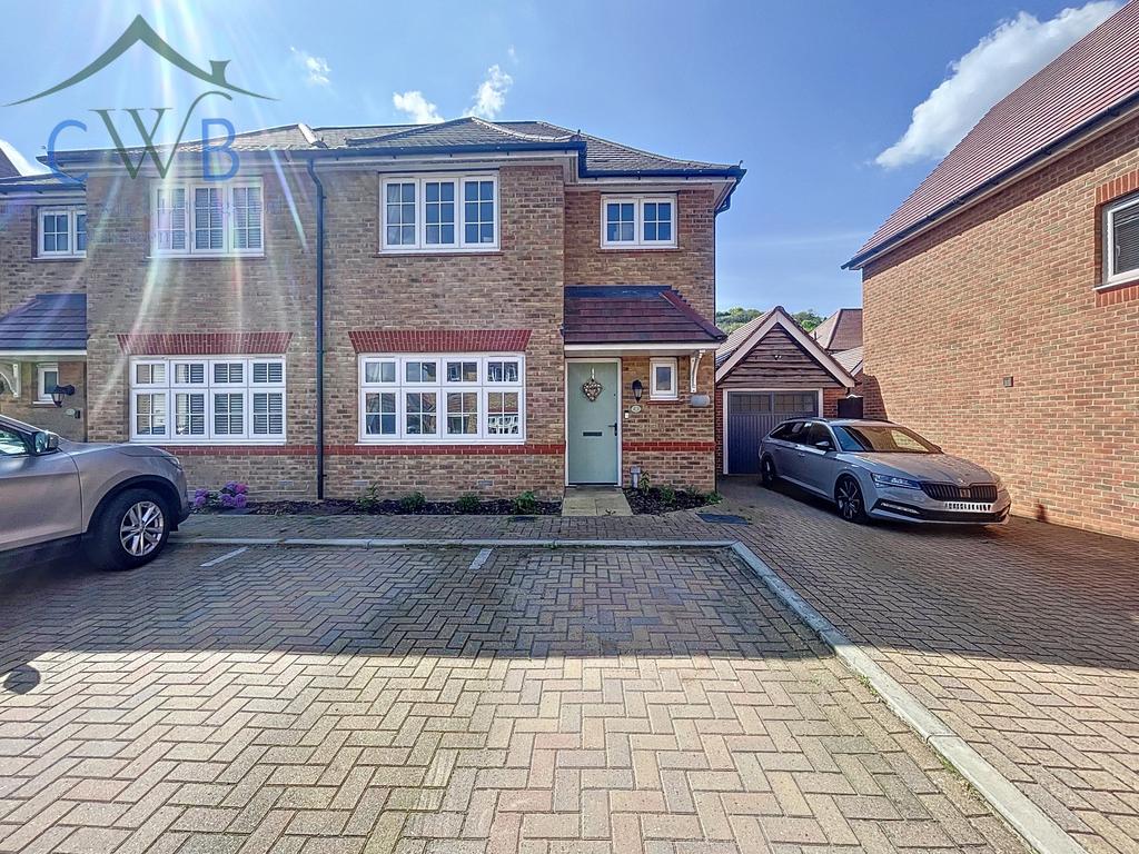 3 Bedroom Semi Detached for Sale