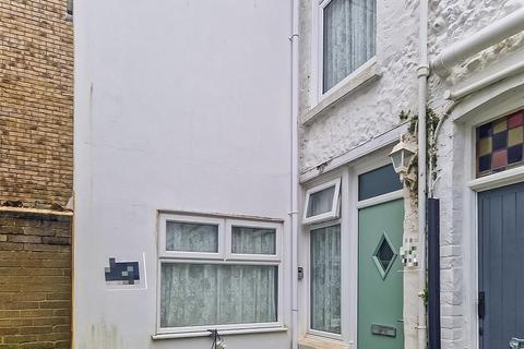 2 bedroom end of terrace house for sale, South Street, Ventnor, Isle of Wight