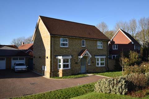 Tupper Close, Harrietsham, Maidstone, ME17