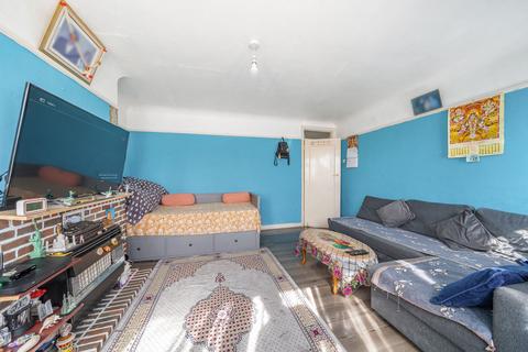 2 bedroom maisonette for sale, South Harrow, Harrow HA2
