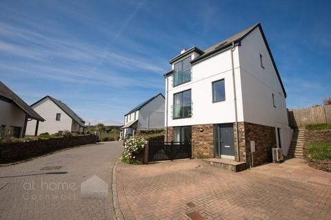 4 bedroom detached house for sale, Bethan View, Perranporth TR6