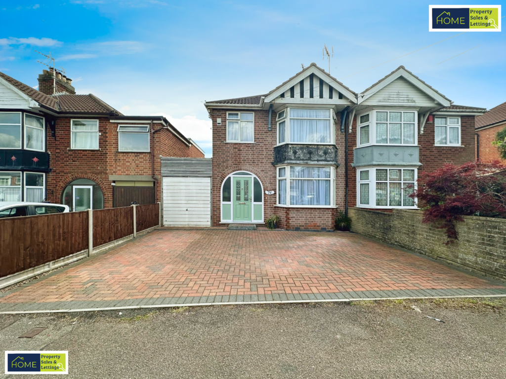 Turnbull Drive, Braunstone, Leicester 3 bed semidetached house for