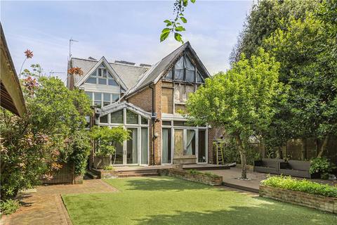 undefined, Grove Park Gardens, London, W4