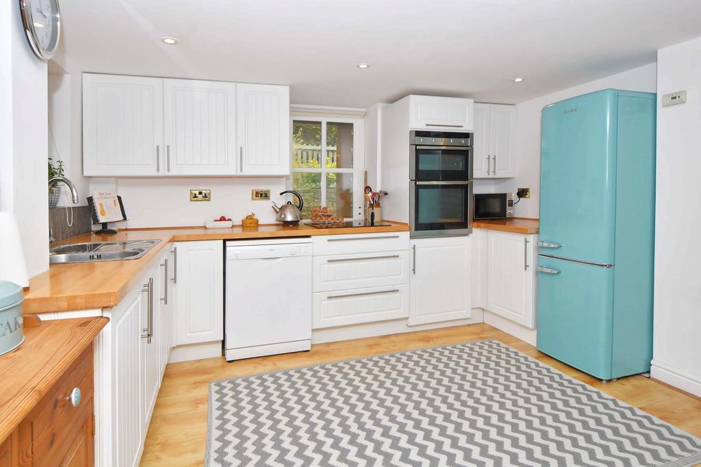 Eccleshall, Fair Oak, ST21 3 bed cottage for sale £660,000