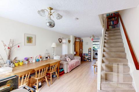 2 bedroom end of terrace house for sale, Worth, Crawley RH10