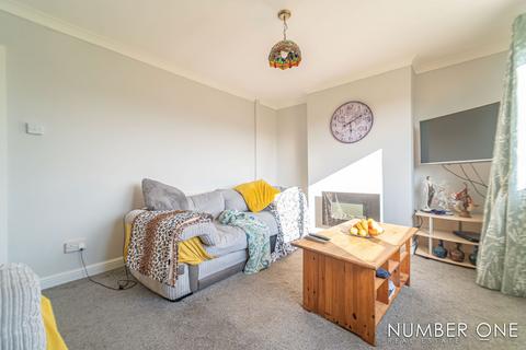 25 Glannant Road, Bridgend, CF31 4HR