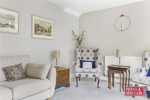 1 Periam Close, Henley-on-thames, RG9 1XN