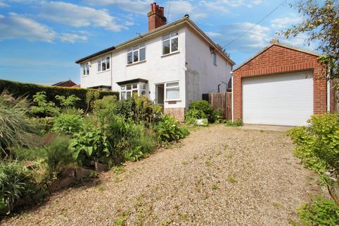 3 bedroom semi-detached house to rent, Norwich NR13