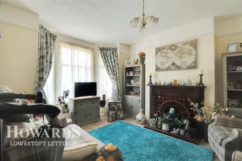 2 bedroom flat to rent, Park Road, Lowestoft