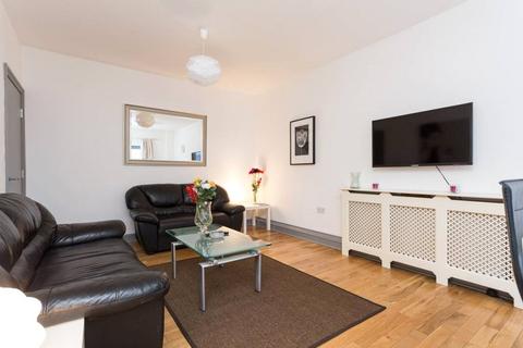 2 bedroom apartment to rent, Greatorex Street, London, E1