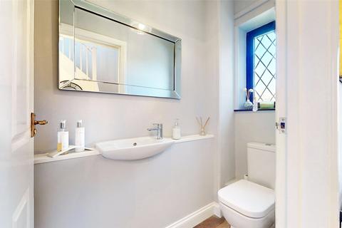 6 Boreham Close, Wickford, SS11 8XU