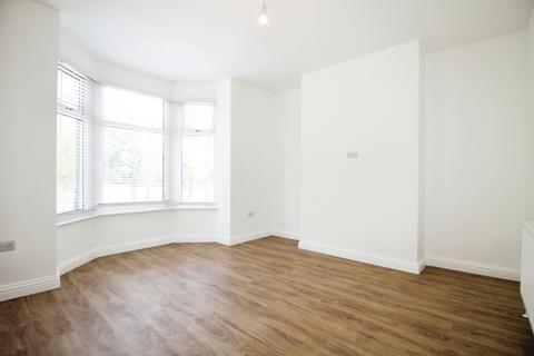 4 bedroom end of terrace house to rent, Christ Church Road, Armley, Leeds, LS12