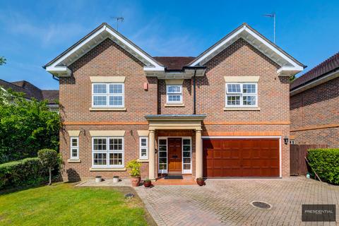 5 bedroom detached house for sale, Loughton IG10