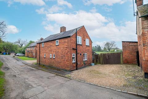 2 bedroom detached house for sale, Newton Way, Market Harborough LE16