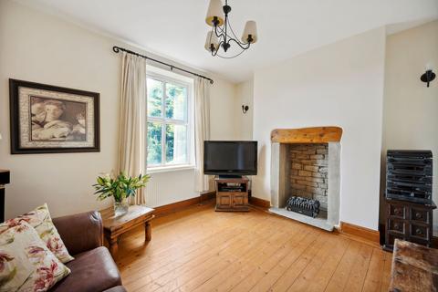 6 Spring Lane, Greetland, Halifax, HX4 8JL