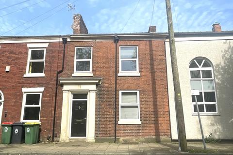 3 bedroom terraced house to rent, St. Pauls Square, Preston PR1